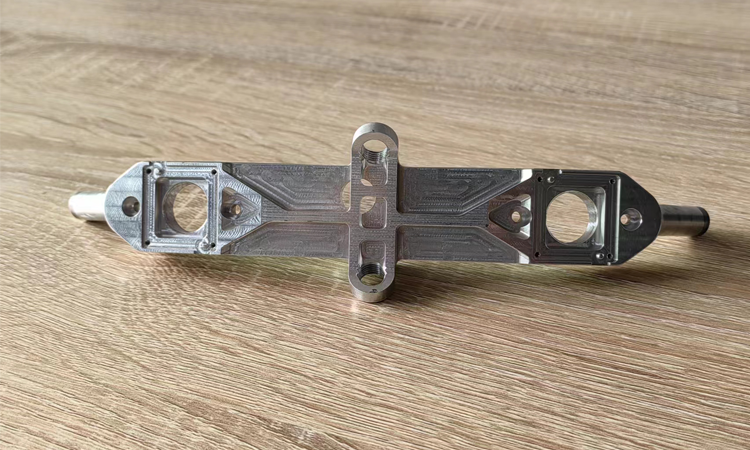 CNC精密工（gōng）件